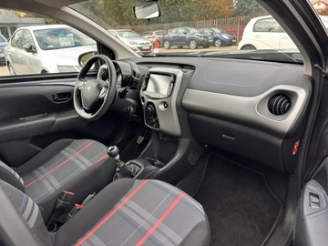 Peugeot 108 1.0 VTi 68KM 2015 Peugeot 108 1.0 benzyna 68KM|Klima|Kamera cofania|, zdjęcie 13