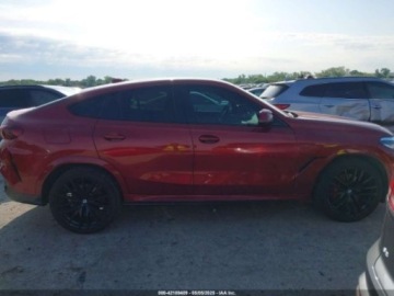 BMW X6 G06 2023 BMW X6 2023r., 4x4, 3.0L 3.0 Benzyna 335KM, zdjęcie 4