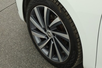 Skoda Octavia IV Liftback 1.5 TSI EVO 150KM 2021 Skoda Octavia 1.5 TSI, Salon Polska, zdjęcie 17