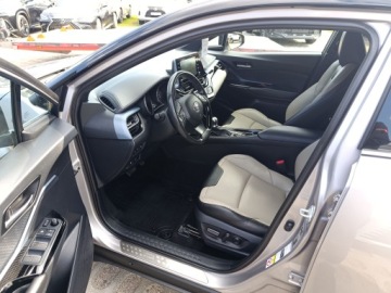 Toyota C-HR I Crossover Facelifting 2.0 Hybrid Dynamic Force 184KM 2019 Toyota C-HR 2.0 Hybrid Selection Toyota C-HR 2.0 H, zdjęcie 27