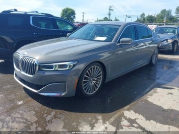 BMW Seria 7 G11-G12 2020 BMW Seria 7 740i xDrive 2020 3.0l 3.0 Benzyna 335KM, zdjęcie 1