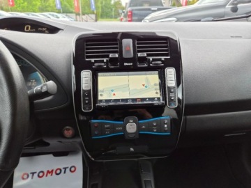 Nissan Leaf I Hatchback 5d Facelifting Elektryczny 109KM 2016 Nissan Leaf Sliczny Bialy elektryk 30KWH 149tys km Navi, kamera, automat f, zdjęcie 29