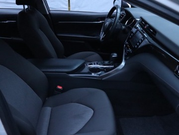 Toyota Camry IX Sedan 2.5 Hybrid Dynamic Force 218KM 2019 Toyota Camry 2.5 Hybrid, Salon Polska, zdjęcie 8