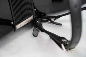 ИТАЛЬЯНСКИЕ ремни для переноски гармошки КОЖА/ВЕЛОР 40-60б