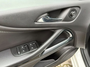 Opel Zafira C Tourer Facelifting 1.4 Turbo 140KM 2017 Opel Zafira 1.4 140 KM 7 foteli Kamera CarPlay, zdjęcie 9