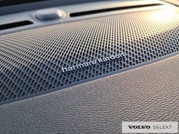 Volvo XC40 Crossover Facelifting 2.0 B4 197KM 2022 Volvo XC 40 Volvo XC40 PLUS Bright B4 (197 + 14KM), zdjęcie 17