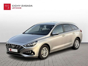 Hyundai i30 III Wagon Facelifting 1.0 T-GDI 120KM 2022 Hyundai i30 120KM klimatyzacja kamera cofania czujniki parkowania FV23