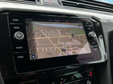 Volkswagen Passat B8 Variant Facelifting 2.0 TDI SCR 150KM 2023 Volkswagen Passat |Podgrzewana Kierownica| Masaż|, zdjęcie 28