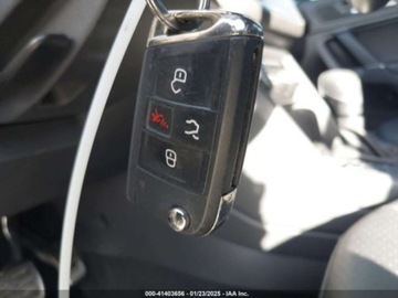 Volkswagen Tiguan II 2020 Volkswagen Tiguan 2020 Volkswagen Tiguan 2.0T SE FWD 2.0 Benzyna 184KM, zdjęcie 13