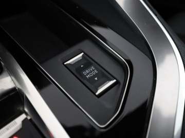 Peugeot 3008 II Crossover Facelifting  1.5 BlueHDi 130KM 2022 Peugeot 3008 FV-23% GT-Line Automat Navi Kamera, zdjęcie 30