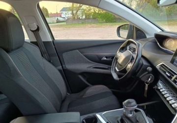 Peugeot 3008 II Crossover 1.5 BlueHDI 130KM 2018 Peugeot 3008 BlueHDi 130KM, zdjęcie 27