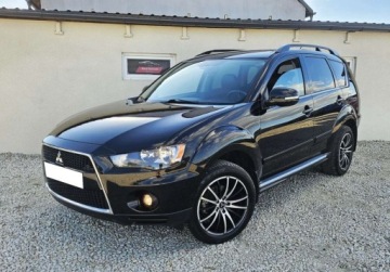 Mitsubishi Outlander II 2.0 MIVEC 147KM 2010 Mitsubishi Outlander Sliczny 2.0 Benzyna BOGATA WERSJA Oryginal ZADBANY 20