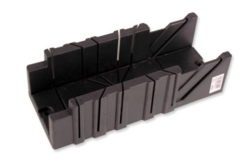 ПЛАСТИКОВАЯ СТУСКА МАКСИ 3