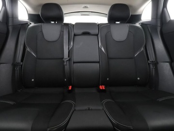 Volvo V40 II 2019 Volvo V40 Automat full LED navi klima auto, zdjęcie 17