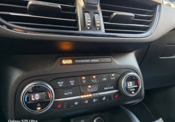 Ford Focus IV Hatchback 1.5 EcoBoost 150KM 2019 Ford Focus ST-Line - Full Led - Skora - Navi - Full Opcja 1.5 Benzyna, zdjęcie 9