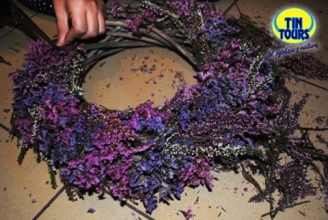 СЕРЫЙ ПЛЕТЕНЫЙ ВЕНОК диаметр 25 см