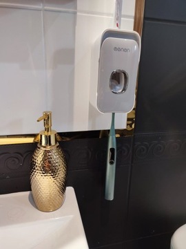 Дозатор зубной пасты соковыжималка для 2 зубных щеток, неинвазивный