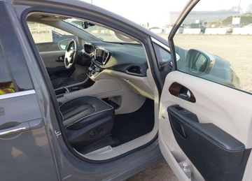 Chrysler Pacifica II 3.6 V6 291KM 2022 Chrysler Pacifica 2022r., Limited, 3.6L, od ubezpieczalni 3.6 Benzyna 291KM, zdjęcie 8