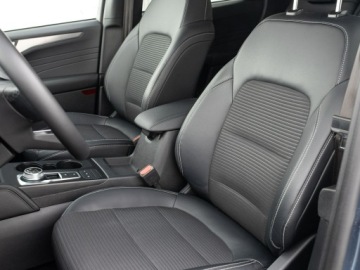 Ford Kuga III SUV Plug-In 2.5 Hybrid 190KM 2023 Ford Kuga GD5M691#2.5 FHEV FWD Titanium X Podgrz.f, zdjęcie 10