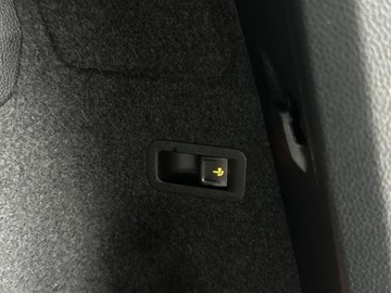 Skoda Karoq Crossover Facelifting 1.5 TSI ACT 150KM 2024 Skoda Karoq 1.5TSI 150KM Sportline l Hak, LED Matr, zdjęcie 32