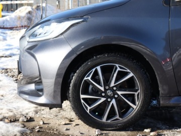 Toyota Yaris IV Hatchback 1.5 Hybrid Dynamic Force 116KM 2022 Toyota Yaris 1.5 VVT-i Hybrid, Salon Polska, zdjęcie 14