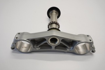 НИЖНЯЯ ПОЛКА HONDA CBR 1000RR SC59 08-11