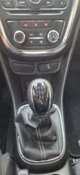Opel Mokka I SUV 1.6 Ecotec 115KM 2015 Opel Mokka 1.6 Benzyna 115KM Klima PdC Import Raty Oplaty 1.6 Benzyna, zdjęcie 28
