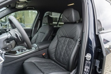 BMW X5 G05 SUV Facelifting 3.0 30d 298KM 2025 BMW X5 xDrive30d Dostępne od ręki!, zdjęcie 11