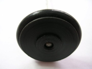 Большой ролик-натяжитель для проигрывателя Bambino.