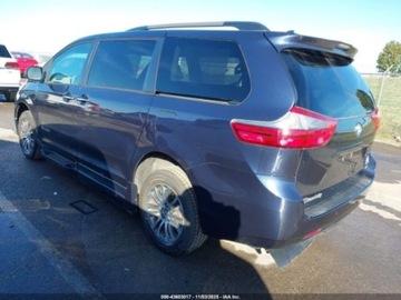 Toyota Sienna III 2020 Toyota Sienna xle premium, 2020r., 3.5L 3.5 Benzyna 296KM, zdjęcie 2