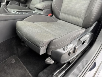 Volkswagen Passat B8 Variant Facelifting 2.0 TDI SCR 150KM 2021 Volkswagen Passat B8 2.0 TDI / 150 KM Bussines 6 b, zdjęcie 12