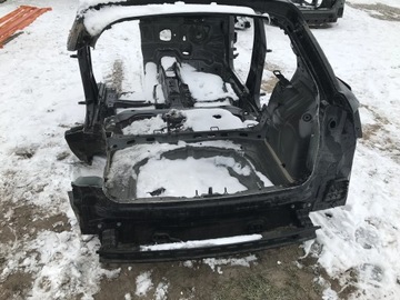 PAS TYŁ TYLNY WANNA AUDI Q2 16- LY9B