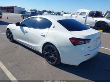 Maserati Ghibli III 2021 Maserati Ghibli S Q4 2021 3.0l 3.0 Benzyna 424KM, zdjęcie 3