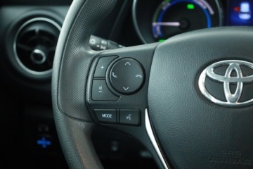 Toyota Auris II Hatchback 5d Facelifting 1.8 Hybrid 136KM 2016 Toyota Auris Hybrid, Salon Polska, Serwis ASO, zdjęcie 11