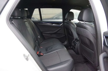BMW Seria 5 G30-G31 Touring 520d 190KM 2018 BMW Seria 5 2.0 Diesel 190 KM, 4x4, Navi, Kamera, Polskora, LED, GWARANCJA, zdjęcie 33