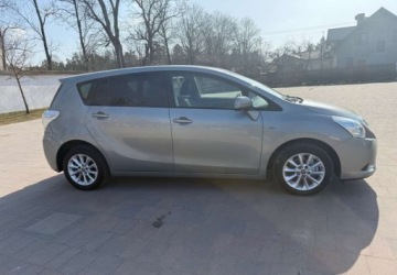 Toyota Verso Minivan 2.0 D-4D 126KM 2012 Toyota Verso Toyota Verso 2.0 D-4D Travel 2.0 Diesel 126KM, zdjęcie 1