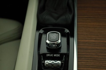 Volvo XC60 II Crossover T5 250KM 2019 Volvo XC60 T5 AWD, Salon Polska, Serwis ASO, 4X4, zdjęcie 17