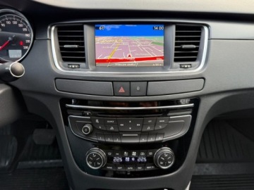 Peugeot 508 I Sedan 2.0 Hybrid4 200KM 2012 Peugeot 508 Hybrid4 200KM Naped 4x4 Xenony Nawigacja Head-Up Serwisowany G, zdjęcie 11