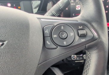 Opel Mokka II SUV-e 50kWh 136KM 2023 Opel Mokka Mokka-e 50kWh GS 1rej. 24 Bogaty wzorowy ASO Opel FV23 136KM, zdjęcie 17