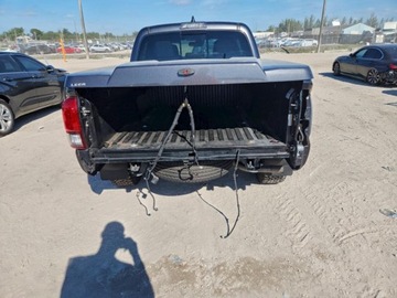 Toyota Tacoma II 2022 Toyota Tacoma Double Cab 2022 3.5 Benzyna 278KM, zdjęcie 2