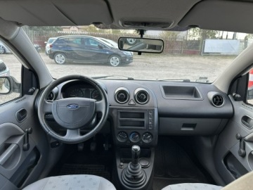 Ford Fiesta VI 1.3 70KM 2002 Ford Fiesta 1.3 benzyna 70KM/5drzwi/Salon Polska, zdjęcie 11