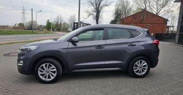 Hyundai Tucson III SUV 1.6 GDI 132KM 2017 Hyundai Tucson 102.000 km benzyna 2017r. Skora. 1.6 Benzyna 132KM, zdjęcie 9
