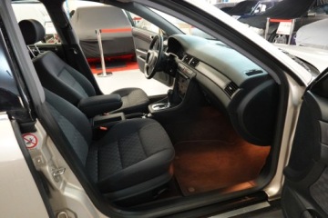 Audi A6 C5 Sedan 2.4 V6 165KM 1998 Audi A6 C5 2.4 V6 (165 KM) Automatic - świetnie utrzymane, zdjęcie 6