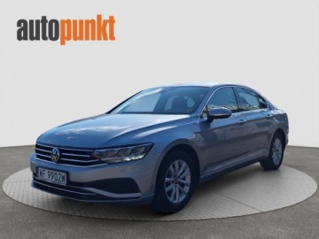 Volkswagen Passat B8 Variant Facelifting 1.5 TSI EVO 150KM 2022 Volkswagen Passat VW Passat 1.5 TSI Evo Business DSG IQ Drive pakiet Comfo, zdjęcie 2