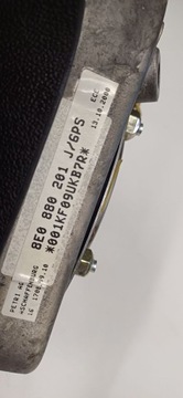 AUDI A2 99-05 ULOŽENÍ ŘIDIČE AIR NÁDRŽ 8E0880201J