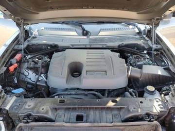 Land Rover Defender IV (L663) 2023 Land Rover Defender 110 X-Dynamic SE 2023 3.0l 3.0 Benzyna 395KM, zdjęcie 6