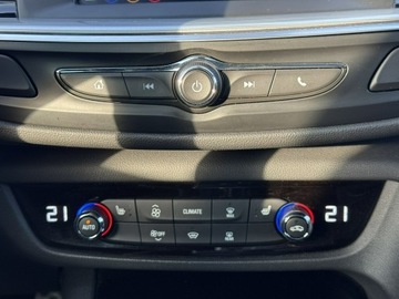 Opel Insignia II Grand Sport Facelifting 2.0 Diesel 174KM 2022 Opel Insignia 2.0 CDTi 174KM 2022r bogata wersja, zdjęcie 24