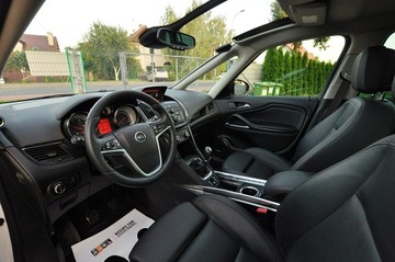 Opel Zafira C Tourer 1.6 CDTI ECOTEC 136KM 2016 Opel Zafira OPC line Panorama 7osób Kamera LED Radar OPC line, zdjęcie 15