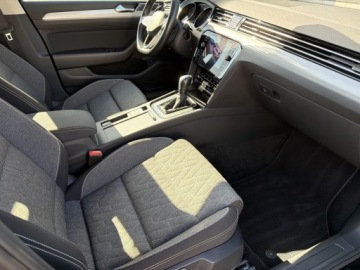 Volkswagen Passat B8 Variant Facelifting 2.0 TDI SCR 150KM 2022 Volkswagen Passat Volkswagen Passat B8 2.0 TDI / 1, zdjęcie 36