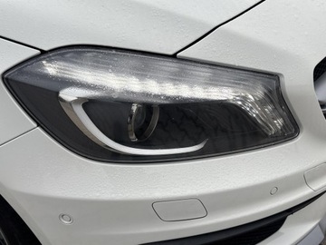 Mercedes Klasa A W176 Hatchback 5d AMG 2.0 45 AMG 360KM 2015 Mercedes-Benz A 45 AMG, zdjęcie 9
